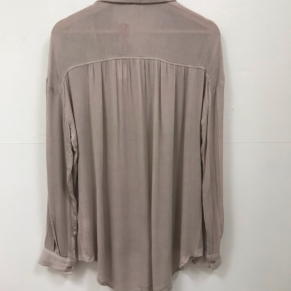 Beautiful Taupe Top - Picture 7 of 7